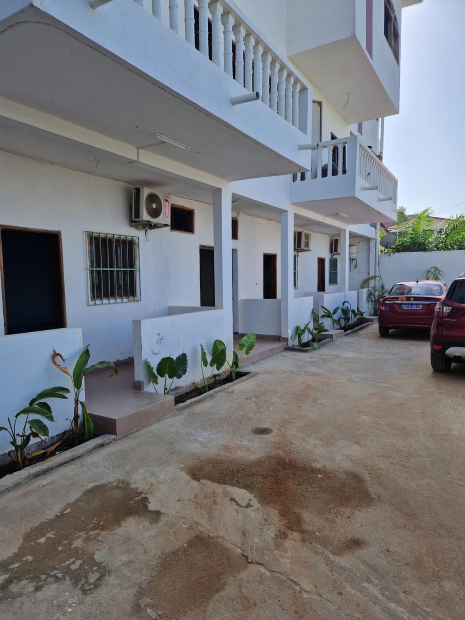 Hotel Madou Grand Bassam Exterior foto
